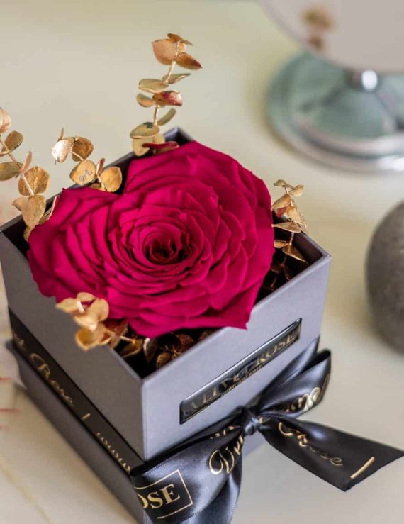 FUSCHIA – HEART SOLO ROSE BOX – EXTRA LARGE ETERNITY REAL PRESERVED ROSES